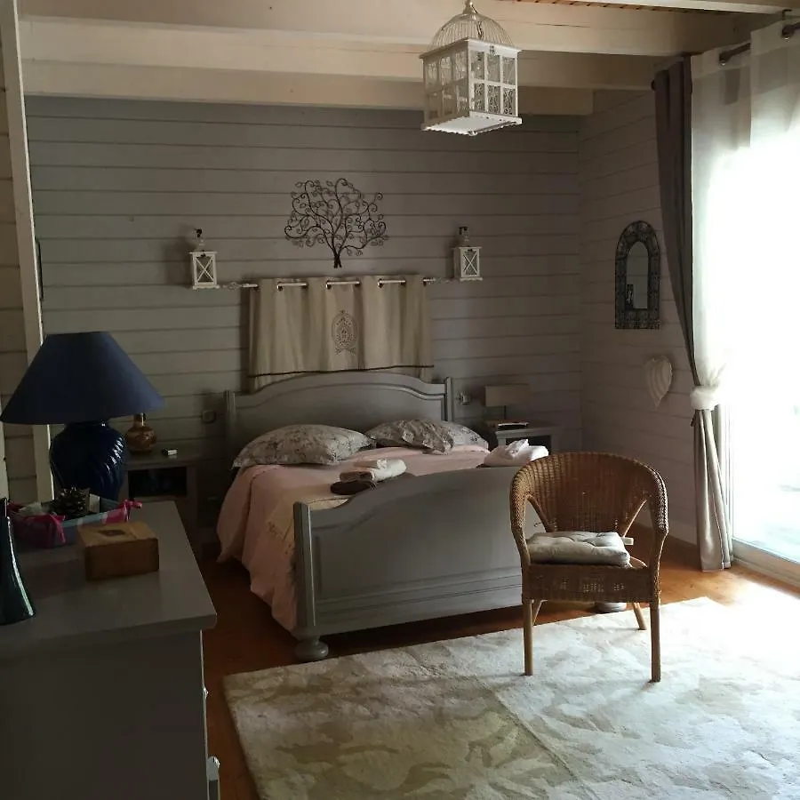 La Lande Du Cas Bed and Breakfast La Gacilly 0*,